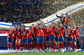 在领取奖杯 在领取奖杯